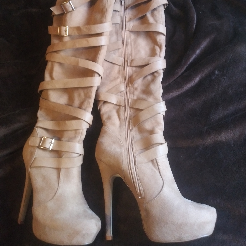 High heel boots